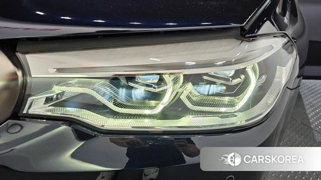 BMW 5 Series (G30) id 4345119 из Кореи 14