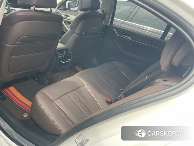 BMW 5 series id 4257503 из Китая 14