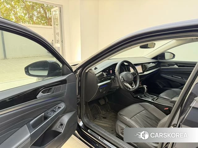 Volkswagen Passat id 4219754 из Китая 14