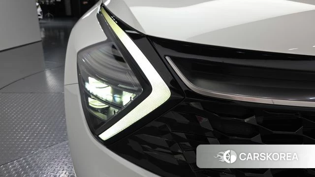 Kia Sportage 5th Generation Hybrid id 4567356 из Кореи 14