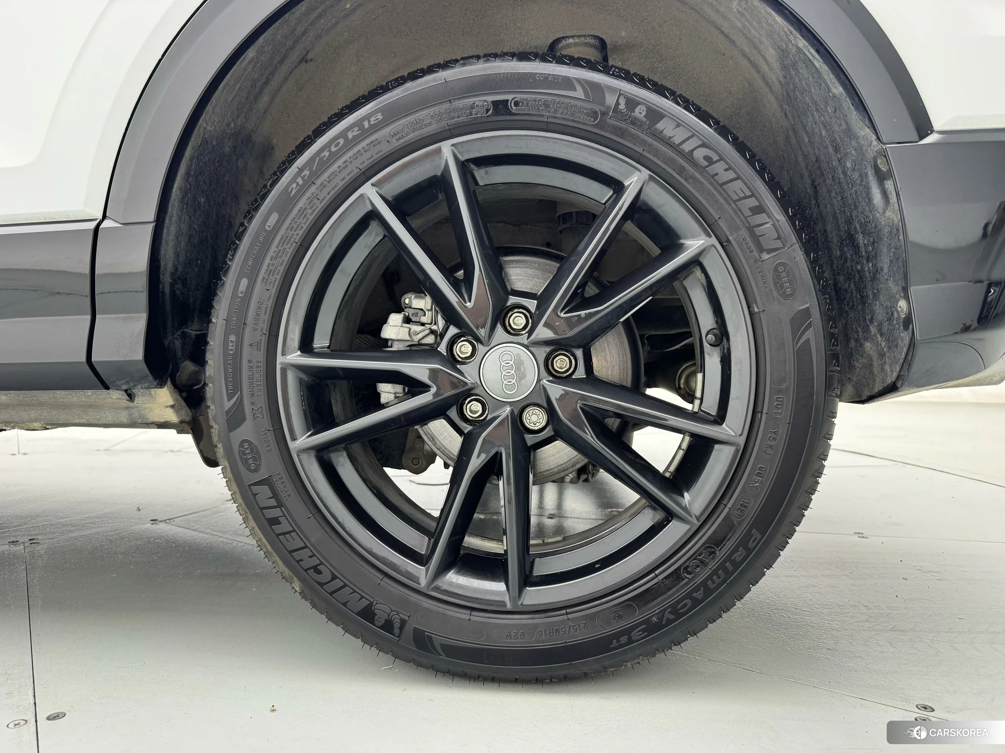 Audi Q2L id 4467901 из Китая 14