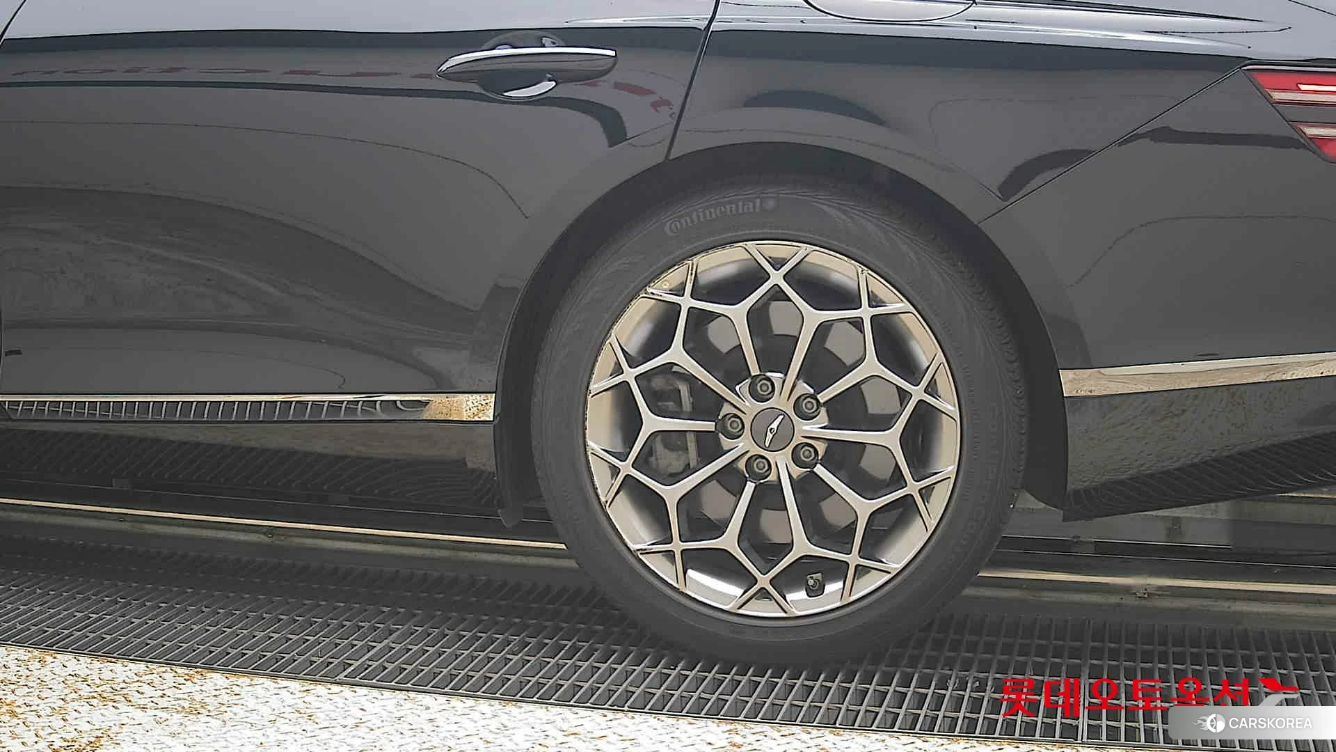 Hyundai G80 id 4902357 из Кореи 14