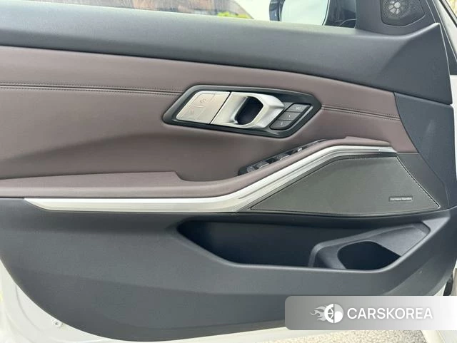 BMW 3 series id 4211757 из Китая 14