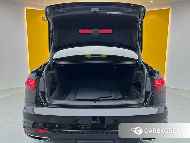 Audi A4L id 4259465 из Китая 14