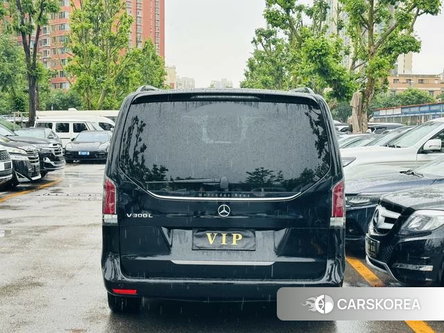 Mercedes-Benz V-class id 4359657 из Китая 14