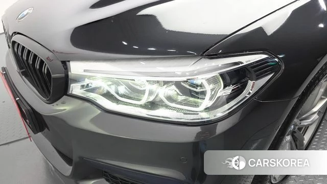 BMW 5 Series (G30) id 4872839 из Кореи 14