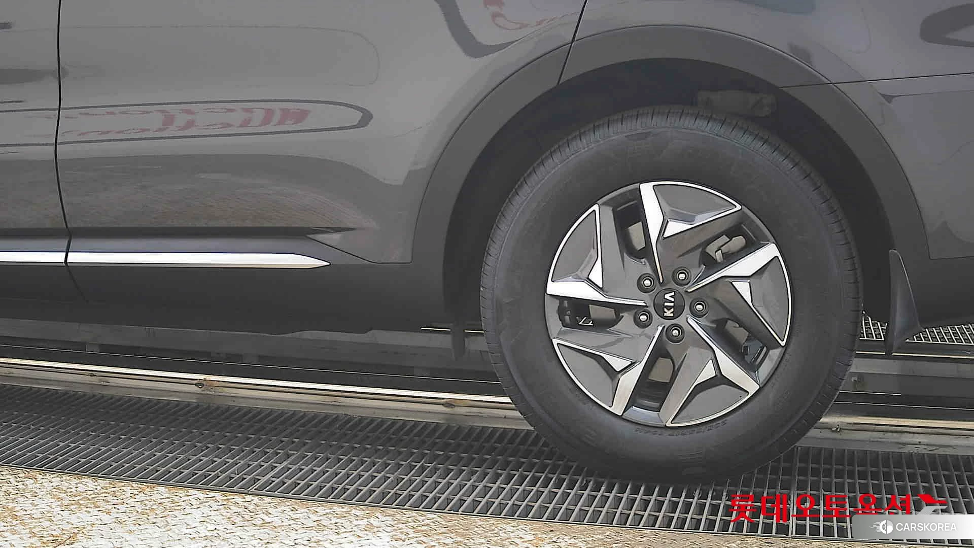 Kia Sorento Hybrid id 3888390 из Кореи 14