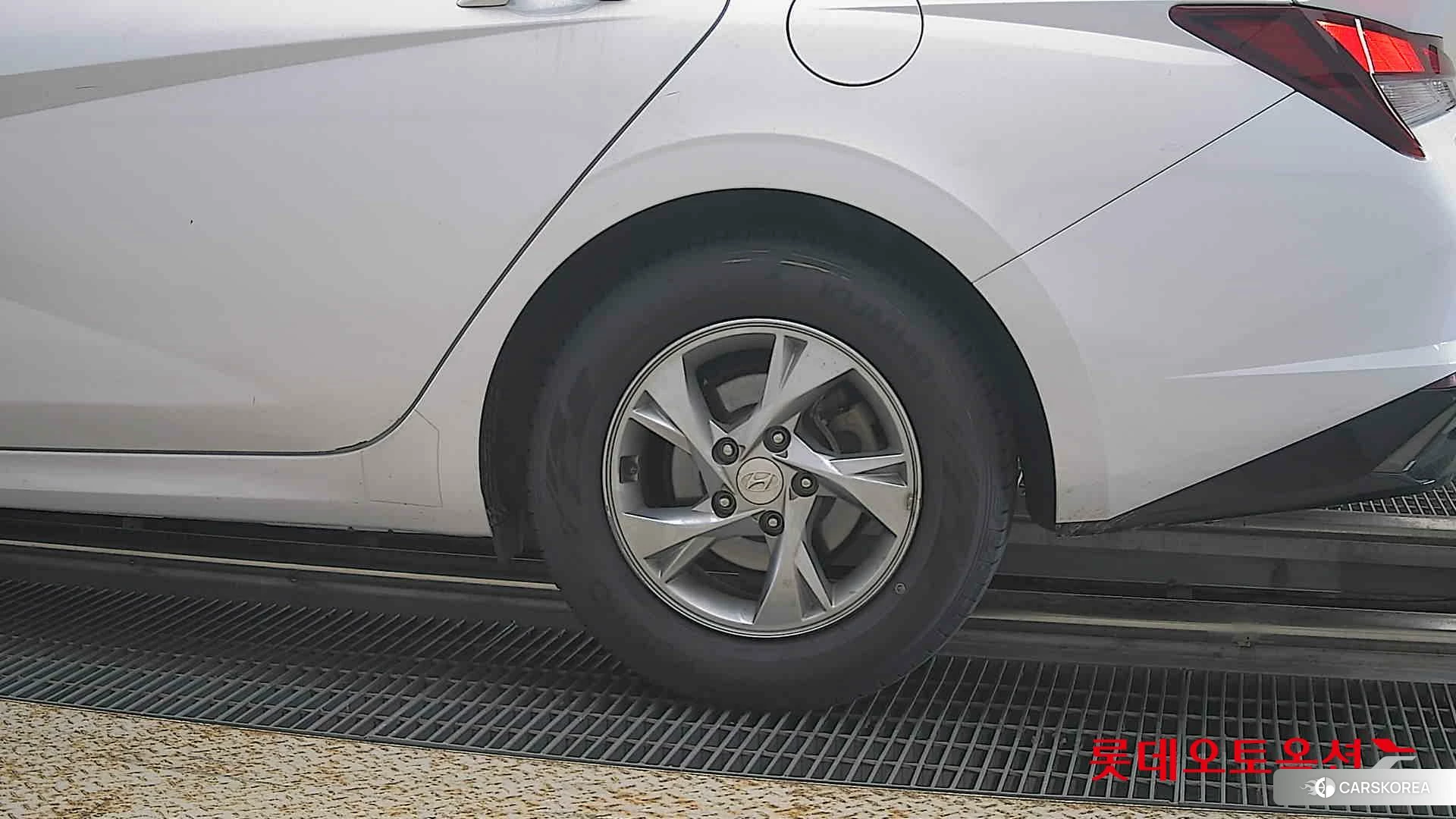 Hyundai Avante id 4909204 из Кореи 14