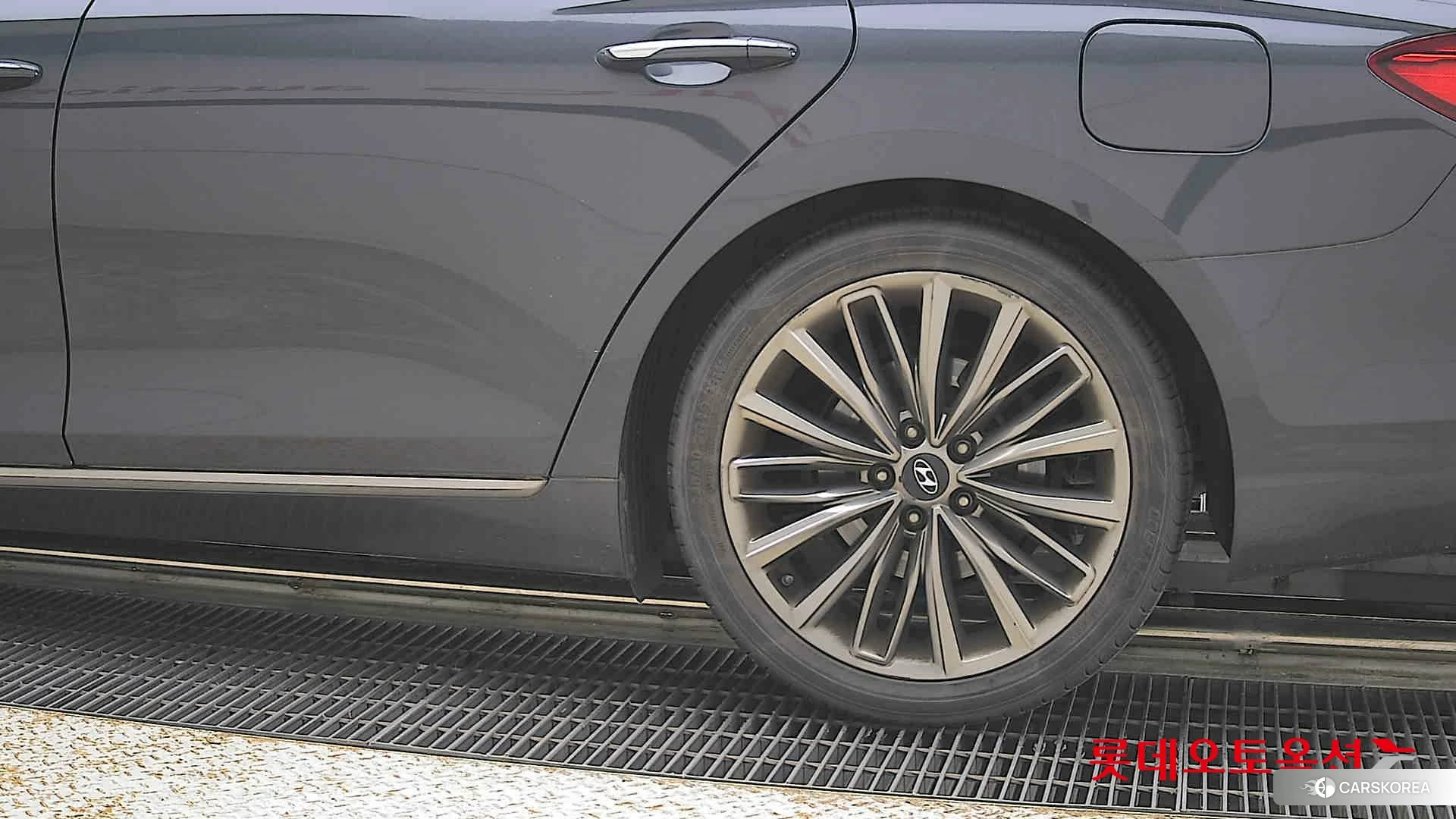 Hyundai Grandeur id 4347298 из Кореи 14
