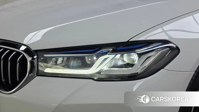 BMW 5 Series (G30) id 4774036 из Кореи 14