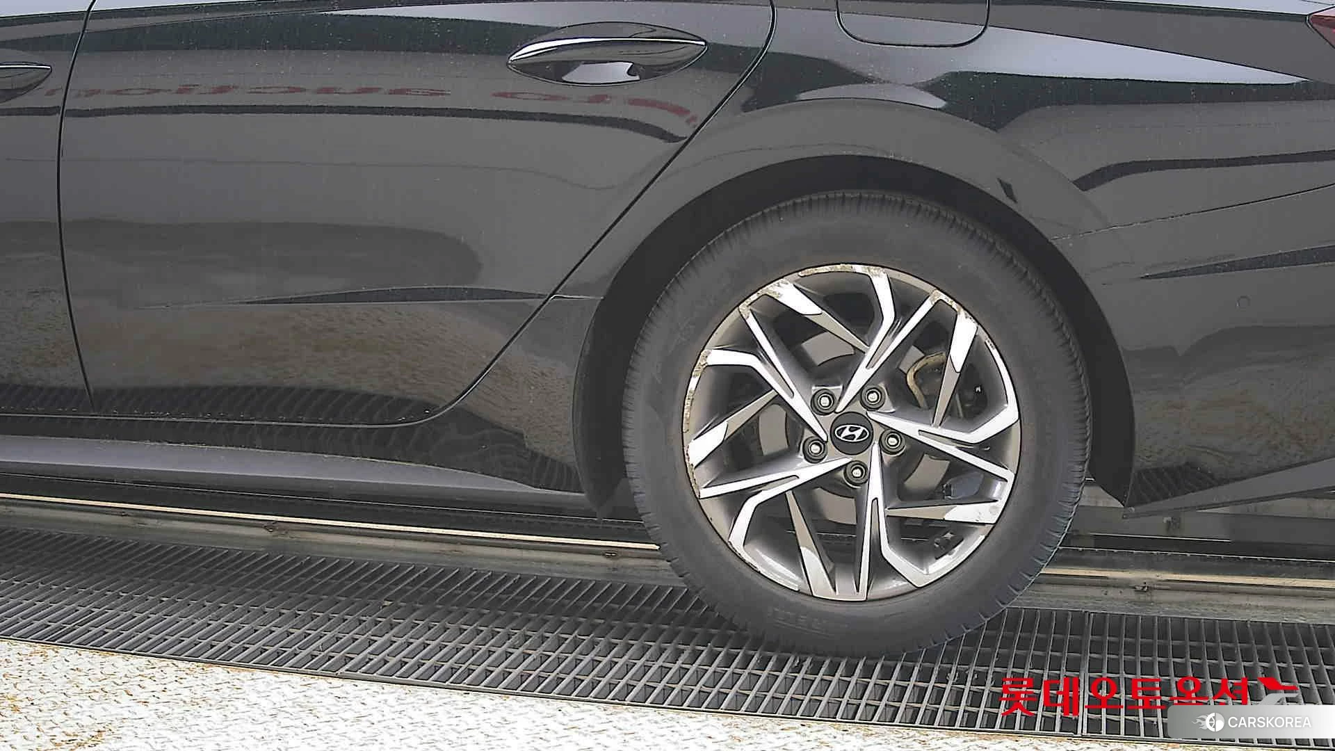 Hyundai Sonata id 4296729 из Кореи 14