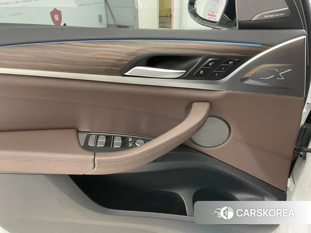 BMW X3 id 4348746 из Китая 14