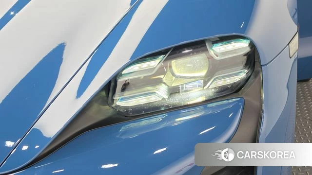 Porsche Taycan id 4872473 из Кореи 14