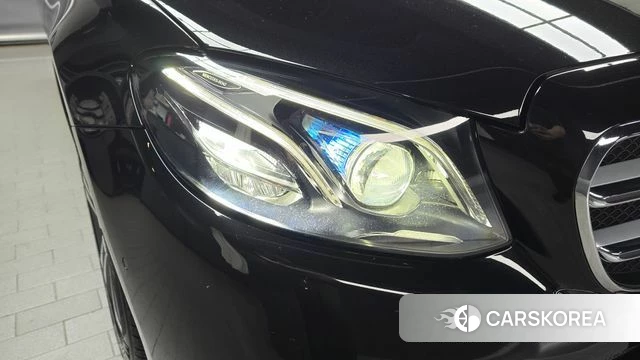 Mercedes-Benz E-Class W213 id 4397899 из Кореи 14