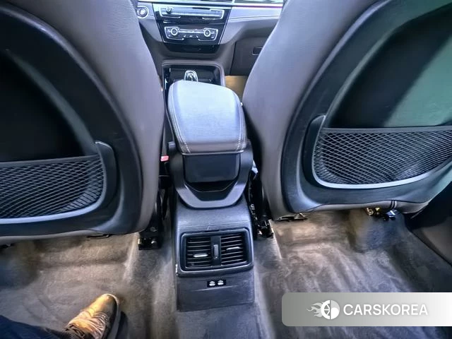 BMW X1 id 4238067 из Китая 14