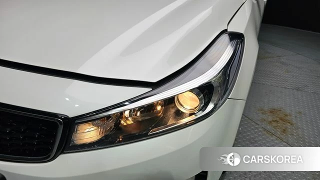 Kia The New K3 id 4448358 из Кореи 14