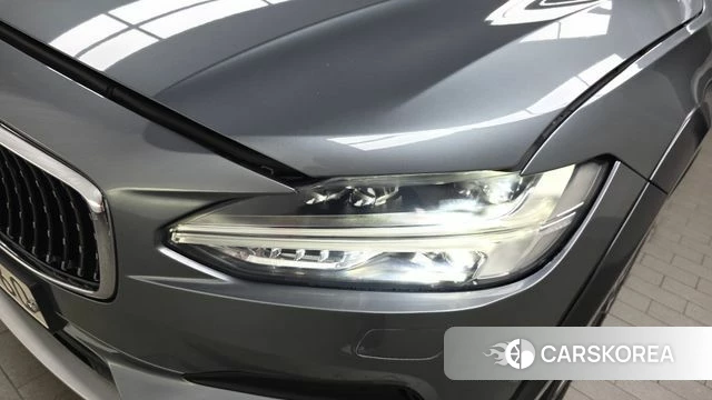 Volvo V90 Cross-Country id 4693877 из Кореи 14