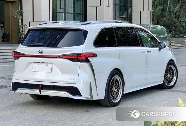 Toyota Saina id 4276945 из Китая 14