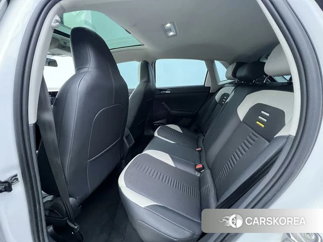 Volkswagen Polo id 4256476 из Китая 14