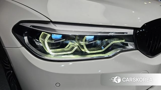 BMW 5 Series (G30) id 4470786 из Кореи 14