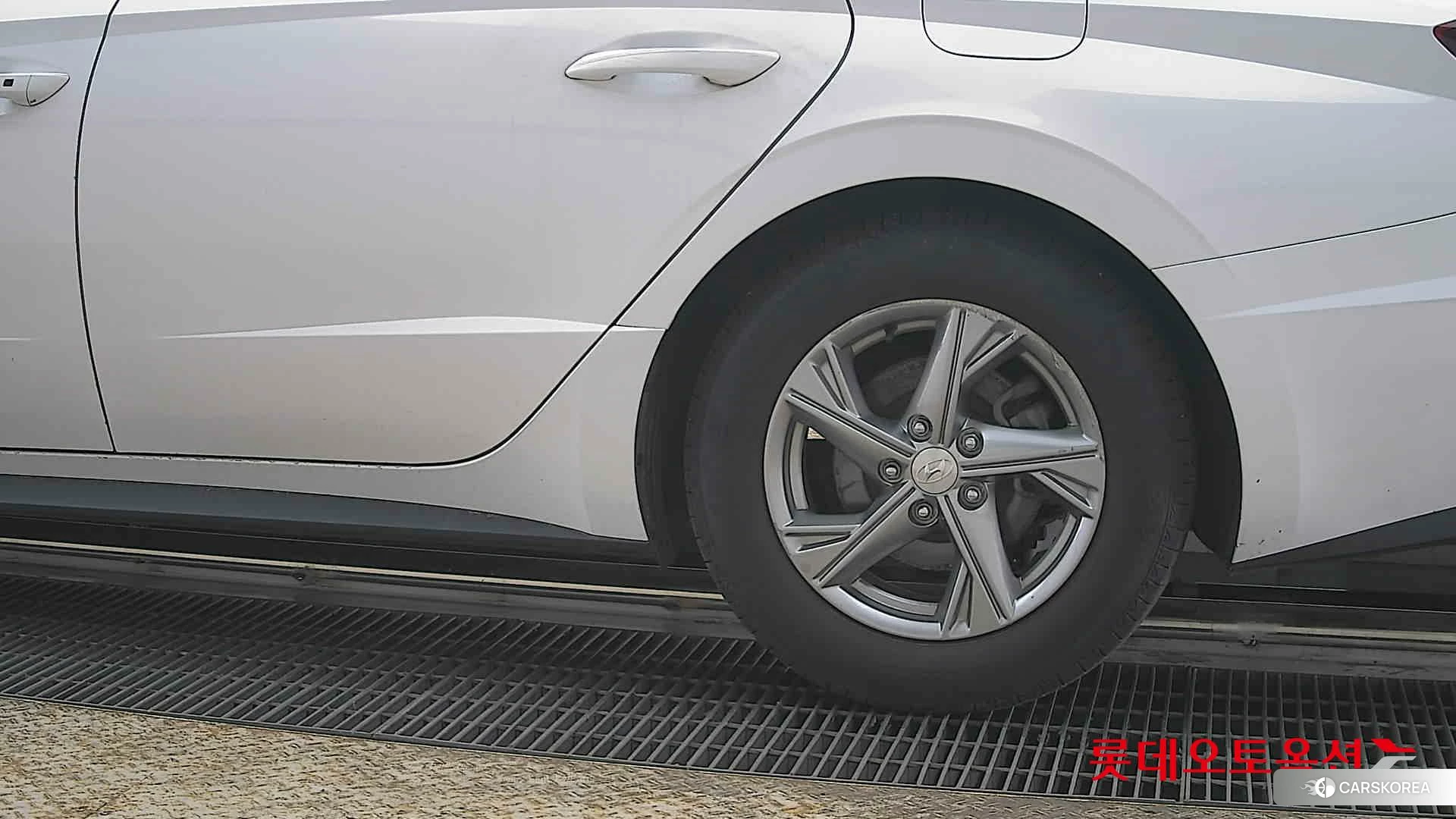 Hyundai Sonata id 3888368 из Кореи 14