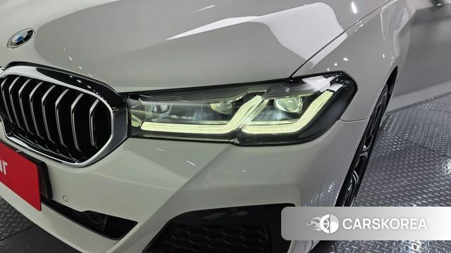 BMW 5 Series (G30) id 4444869 из Кореи 14
