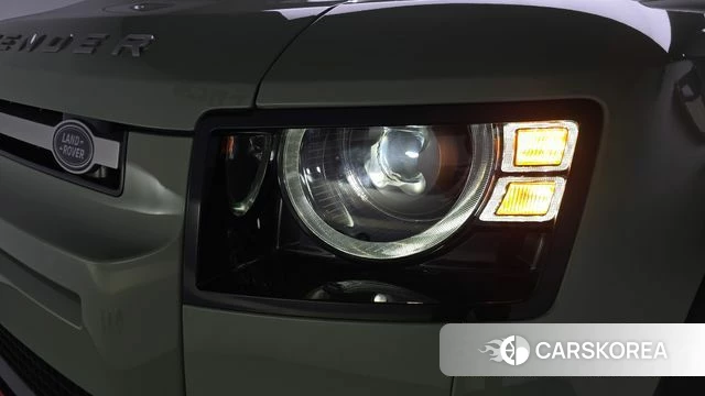 Land Rover Defender (L663) id 4540473 из Кореи 14