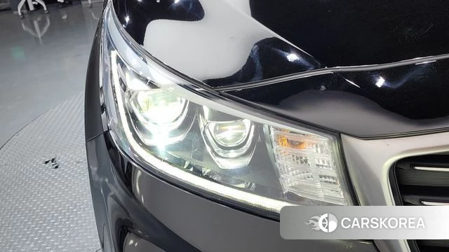 Kia The New Carnival id 4459122 из Кореи 14