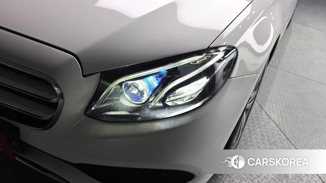 Mercedes-Benz E-Class W213 id 4344951 из Кореи 14