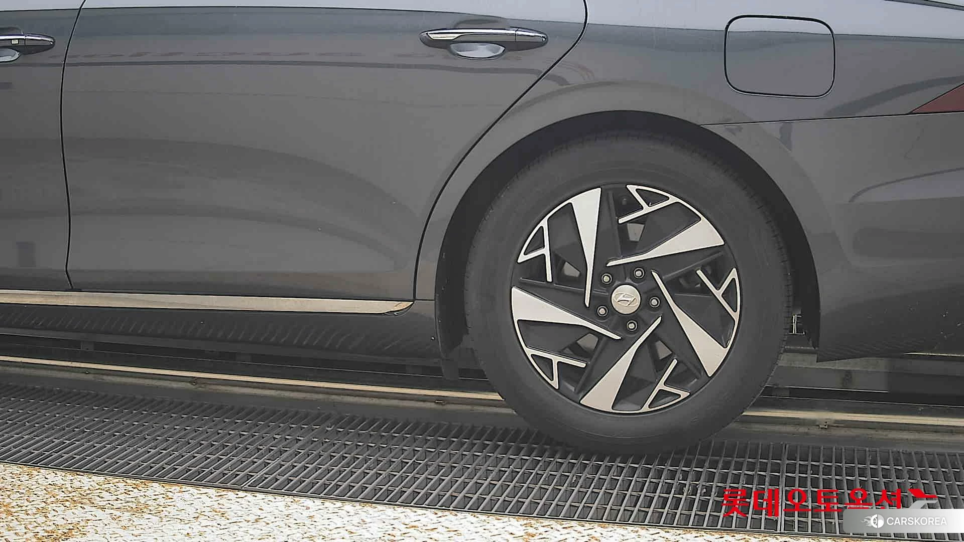 Hyundai Grandeur Hybrid id 4909180 из Кореи 14