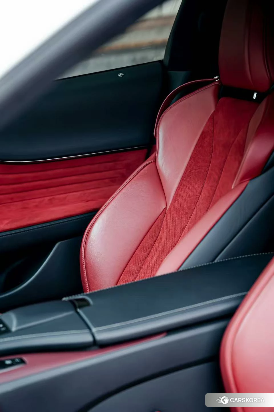 Lexus LC id 4440485 из Китая 14