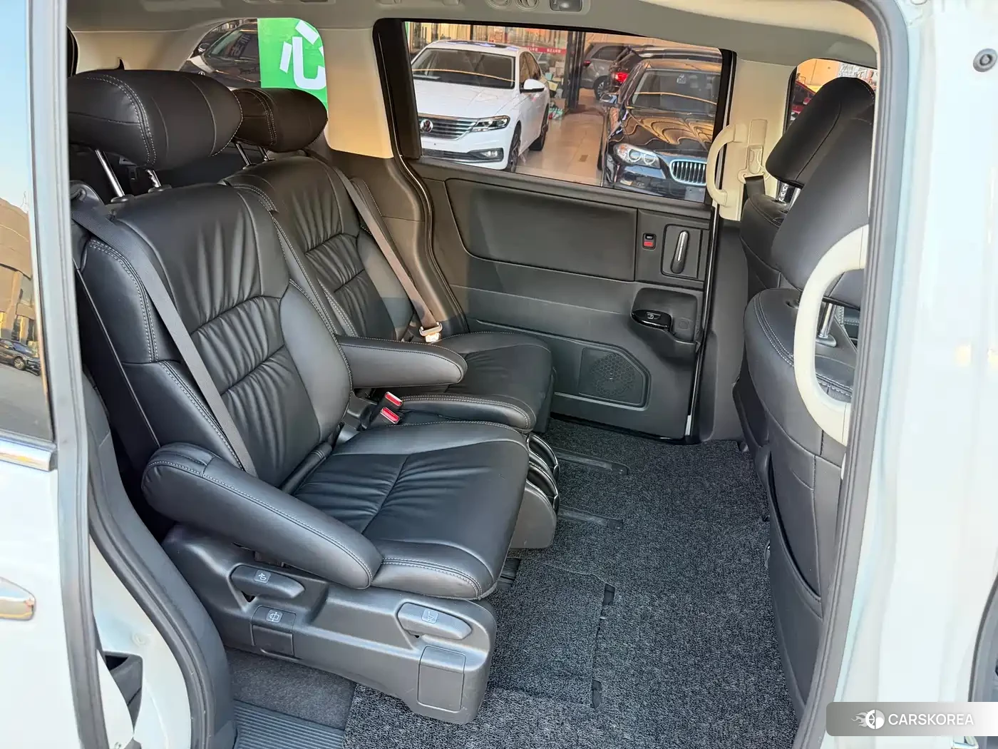 Honda Odyssey id 4601763 из Китая 14