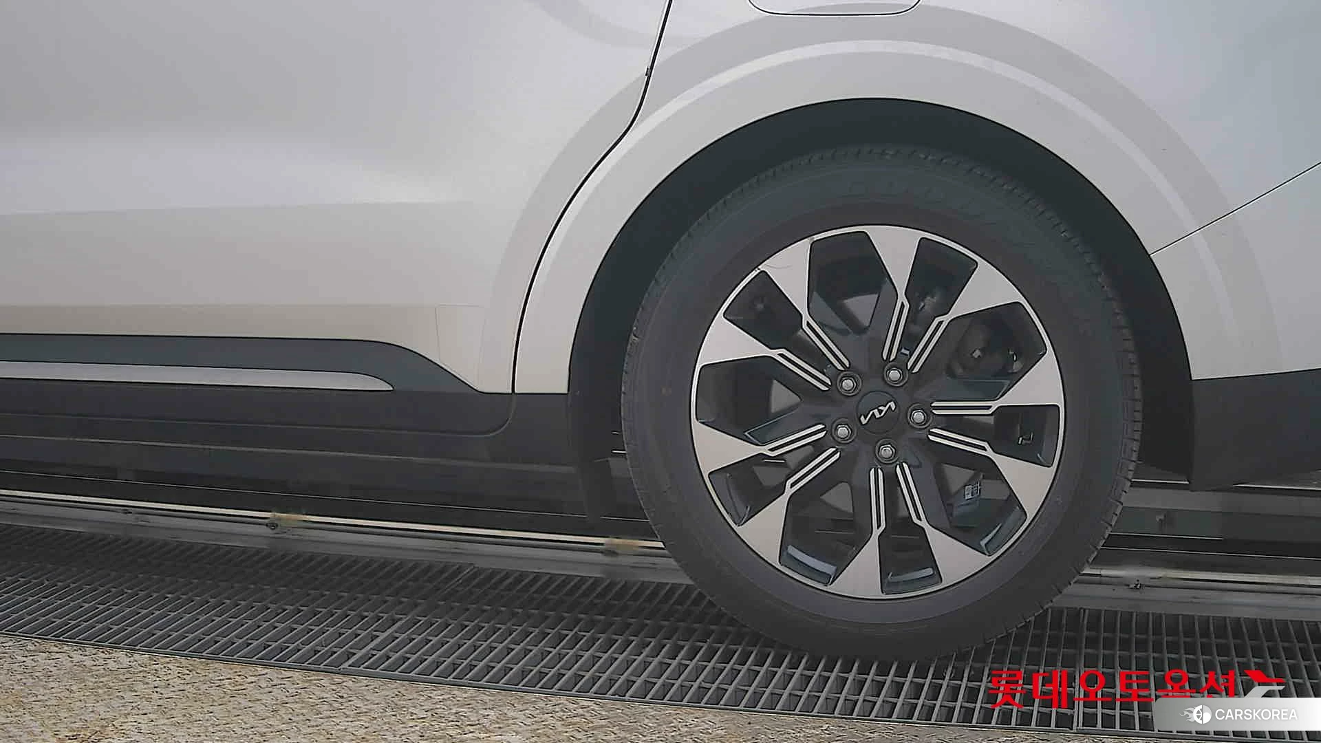 Kia Carnival Limousine id 3882175 из Кореи 14