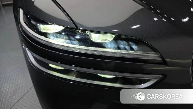 Genesis GV70 id 4283912 из Кореи 14