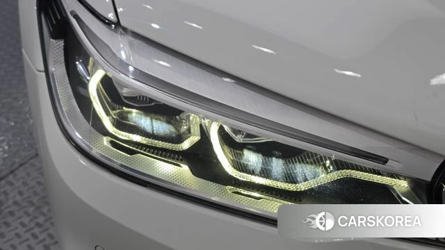 BMW 5 Series (G30) id 4658447 из Кореи 14