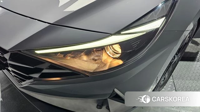 Hyundai Avante Hybrid (CN7) id 4310059 из Кореи 14