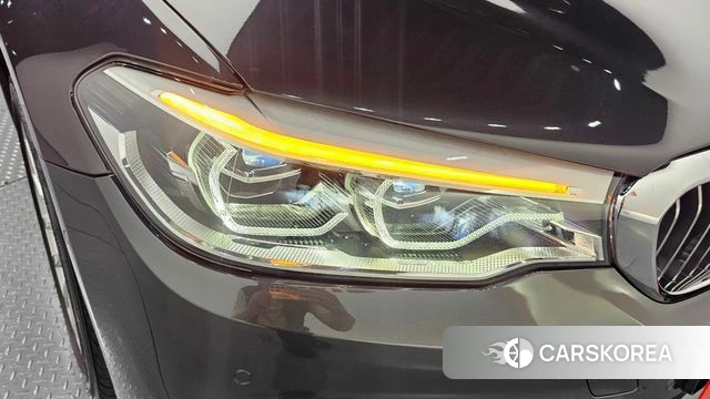 BMW 5 Series (G30) id 4551458 из Кореи 13