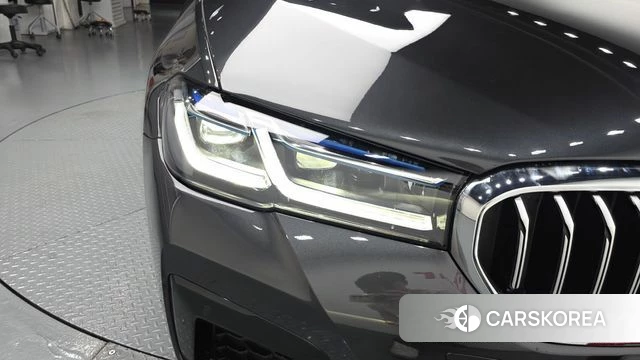 BMW 5 Series (G30) id 4793853 из Кореи 14