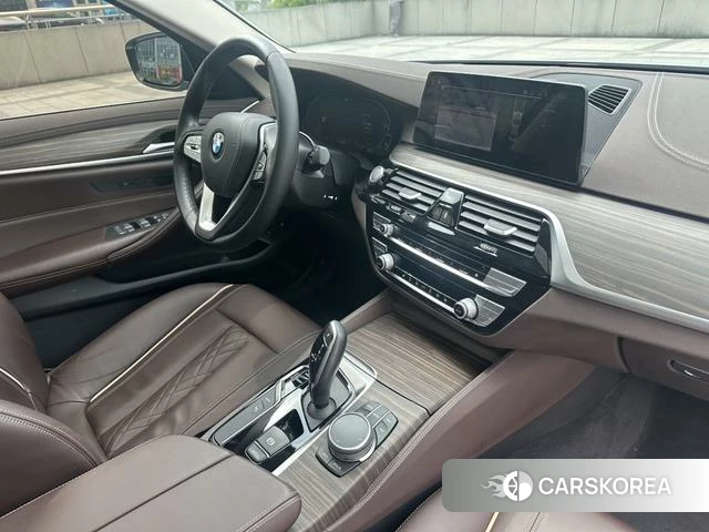 BMW 5 series PHEV id 4212696 из Китая 14