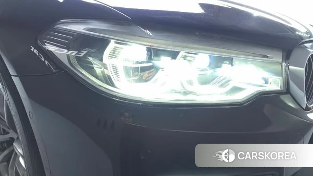 BMW 5 Series (G30) id 4850168 из Кореи 14