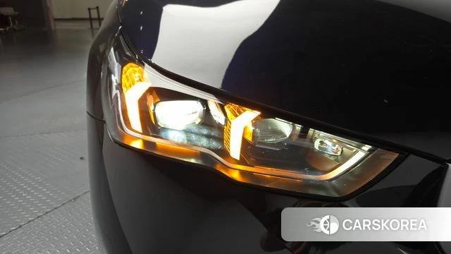 BMW 5 Series (G60) id 4248821 из Кореи 14