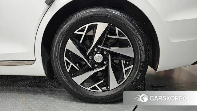 Hyundai The New Grandeur IG Hybrid id 4666479 из Кореи 14