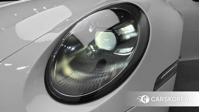 Porsche 911(992) id 4691828 из Кореи 14