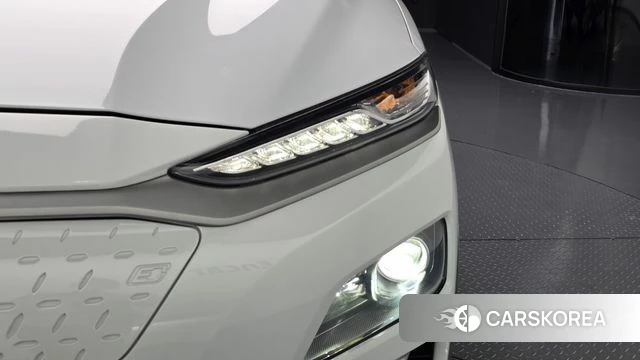 Hyundai Kona Electric id 4610021 из Кореи 14