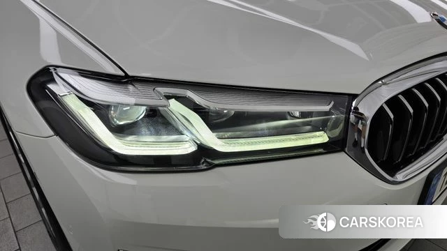 BMW 5 Series (G30) id 4784418 из Кореи 14