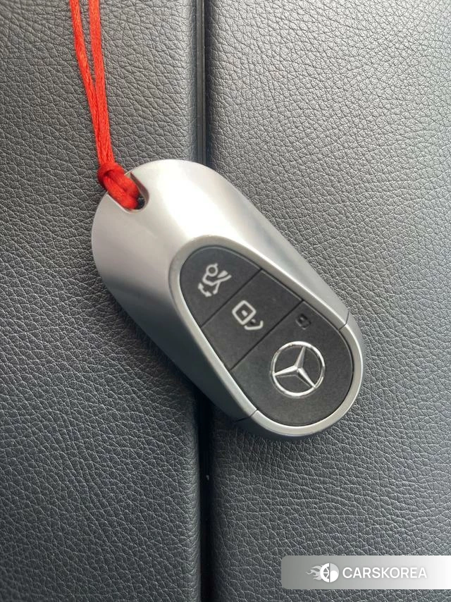 Mercedes-Benz EQE id 4276746 из Китая 14