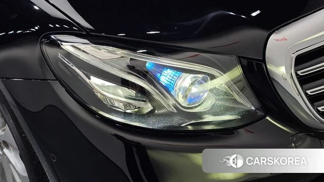 Mercedes-Benz E-Class W213 id 4502303 из Кореи 14