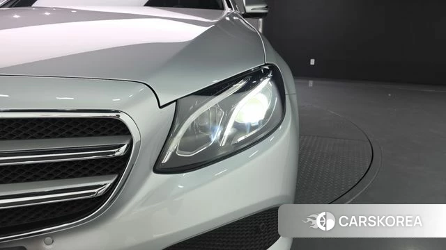 Mercedes-Benz E-Class W213 id 4411379 из Кореи 14