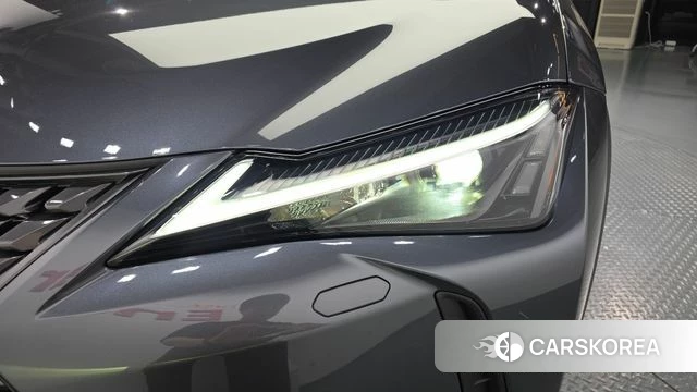Lexus UX300h id 4516345 из Кореи 14