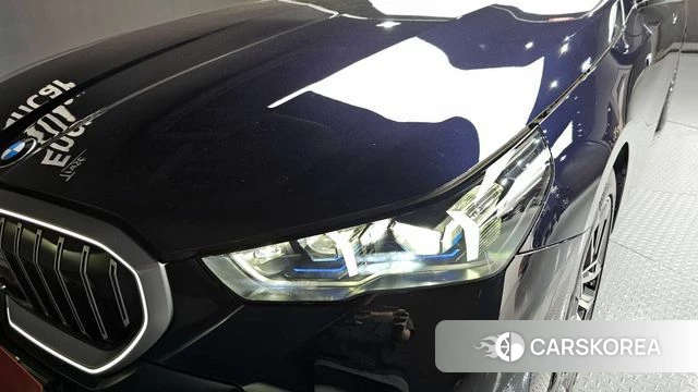 BMW 5 Series (G60) id 4280676 из Кореи 14